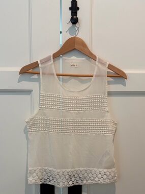 Hollister White Sheer Tank Top Size Small Lace Detail